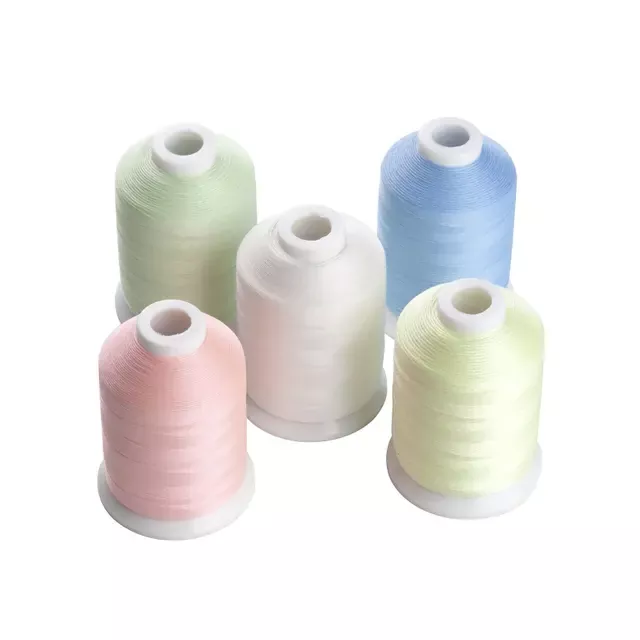 တောက်ပသော ပန်းထိုးချည်မျှင် Polyester 150D/2 3000 မီတာ တောက်ပသော ပန်းထိုးချည်မျှင် Polyester 150D/2 3000 မီတာ